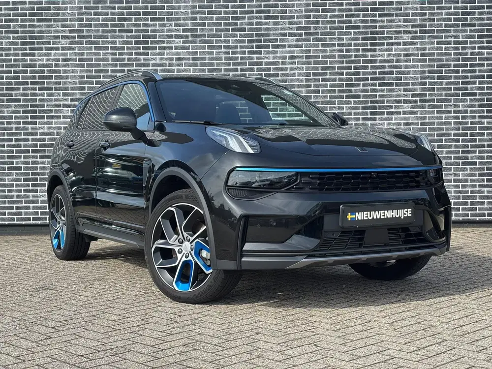 Lynk & Co 01 1.5 Plug-in Hybrid uit 2025, foto 3