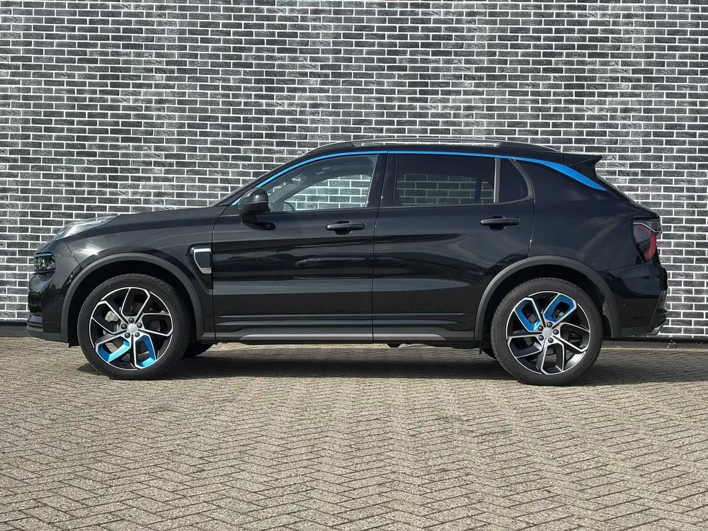 Lynk & Co 01 1.5 Plug-in Hybrid uit 2025, foto 4