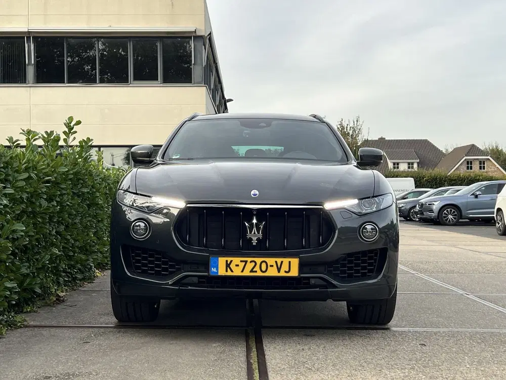 Maserati Levante 3.0 V6 D AWD GranLusso uit 2019, foto 9