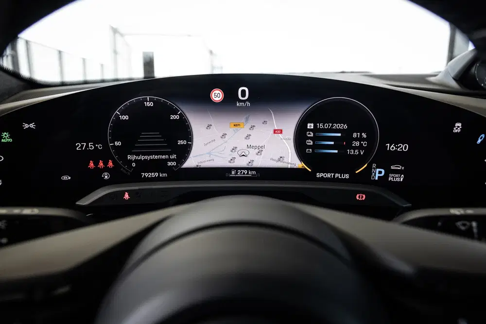 Porsche Taycan Turbo 93 kWh (680pk) Vierwielst uit 2021, foto 10