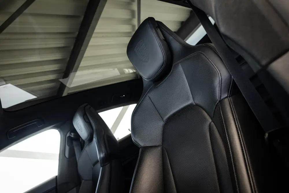 Porsche Taycan Turbo 93 kWh (680pk) Vierwielst uit 2021, foto 11