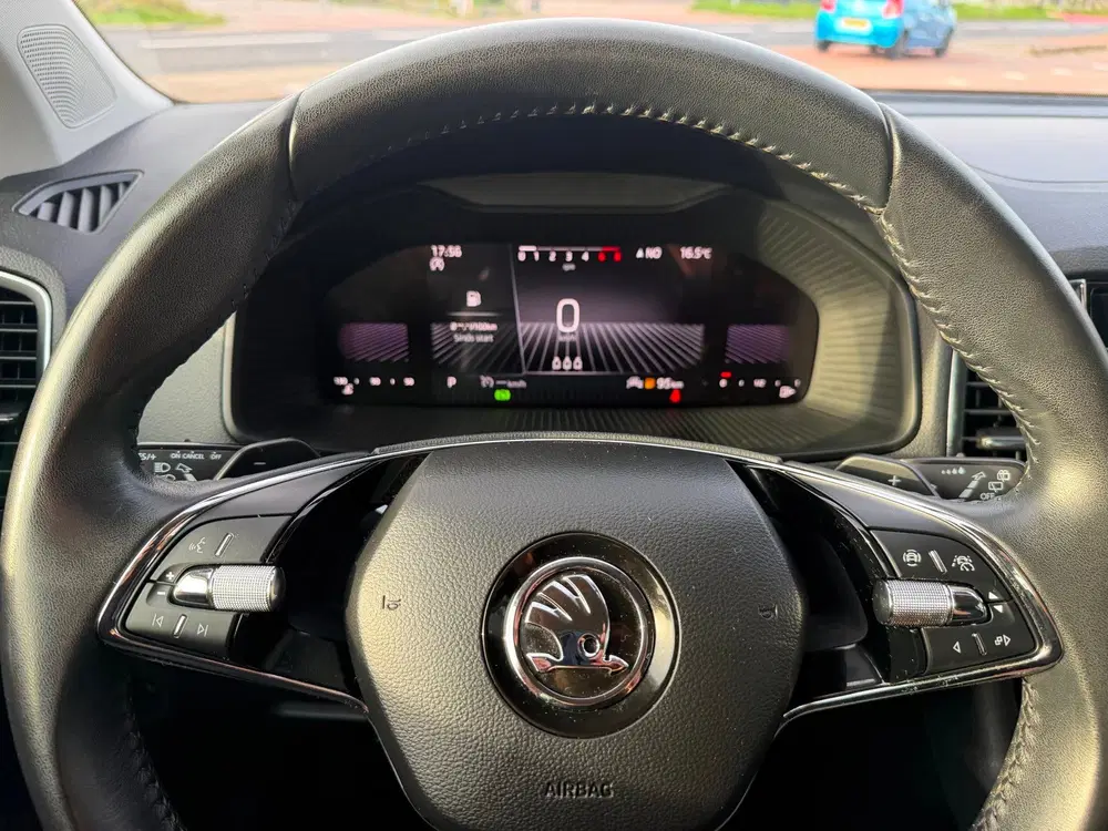Skoda Karoq 1.5 TSI ACT Business Edition AUT uit 2023, foto 12