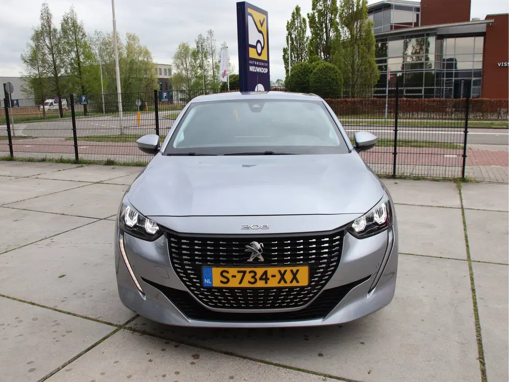Peugeot 208 1.2T PureTech Allure Pack FULL LED uit 2021, foto 2