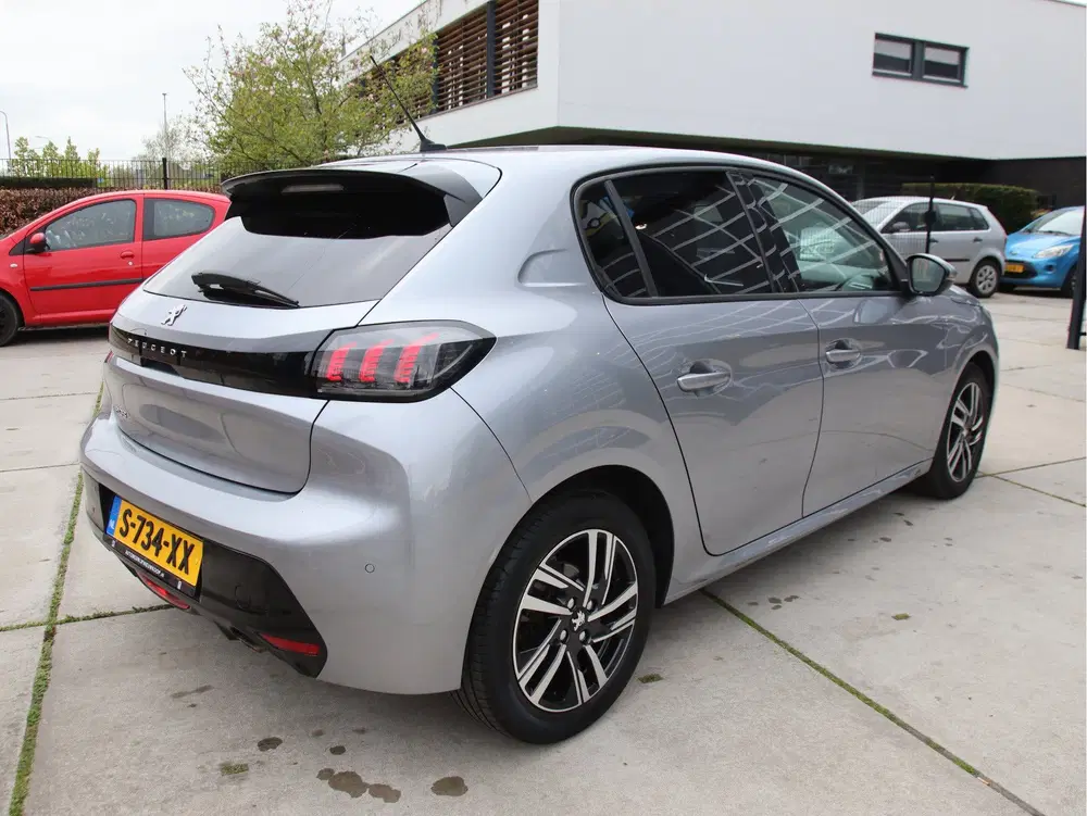 Peugeot 208 1.2T PureTech Allure Pack FULL LED uit 2021, foto 4