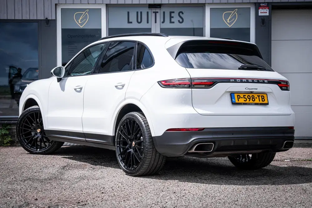 Porsche Cayenne 3.0 V6 340pk Pano-dak uit 2019, foto 14
