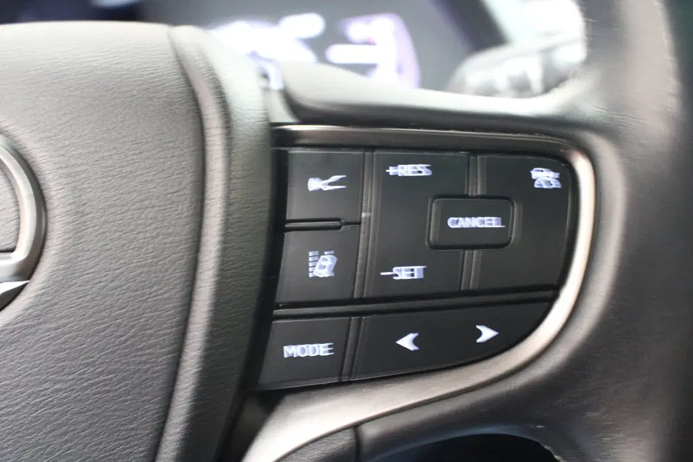 Lexus UX 250h First Edition Camera uit 2019, foto 9
