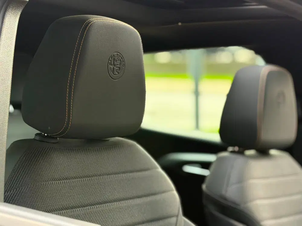 Alfa Romeo Tonale 1.5T Hybrid Ti uit 2023, foto 10