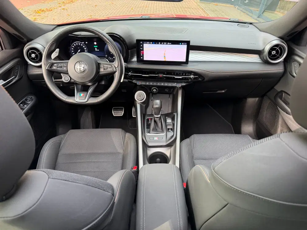 Alfa Romeo Tonale 1.5T Hybrid Ti uit 2023, foto 8
