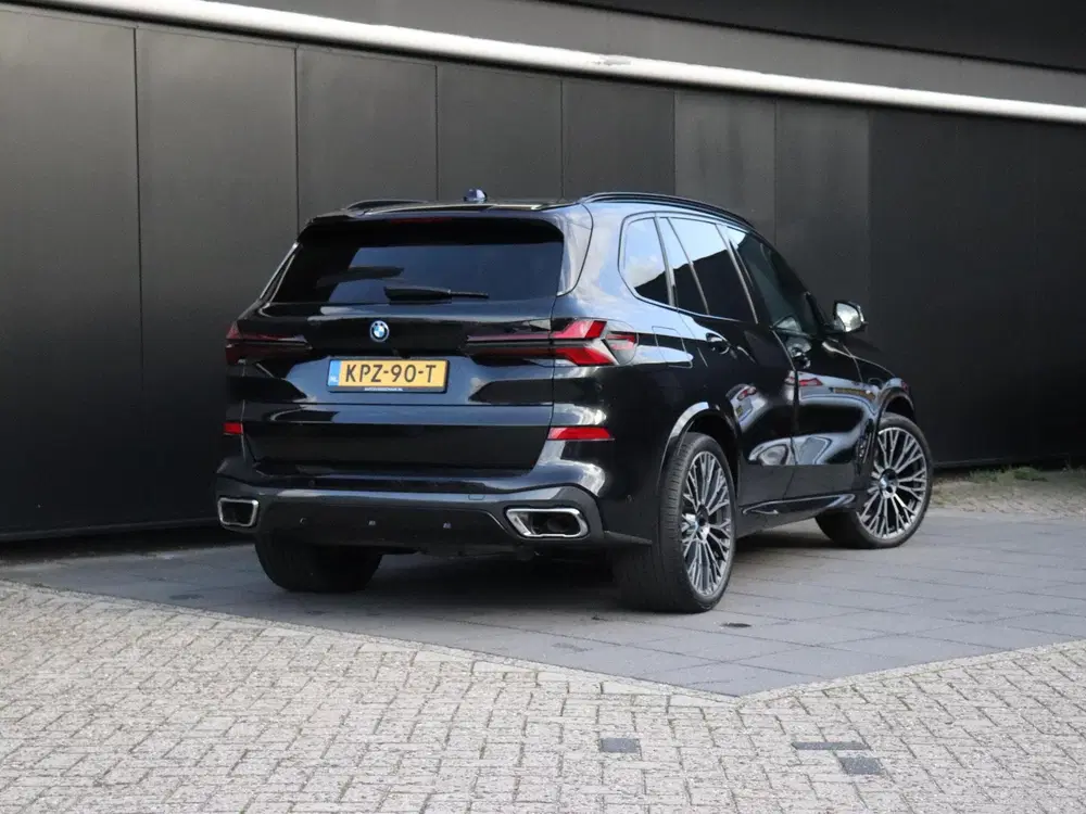 BMW X5 xDrive50e SOH 96.5% uit 2023, foto 3