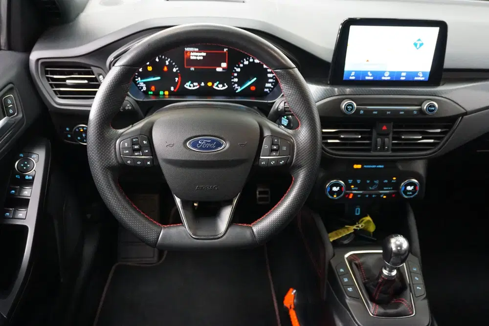Ford Focus 1.5 EcoBoost ST Line Business 180 PK H.UP uit 2019, foto 3