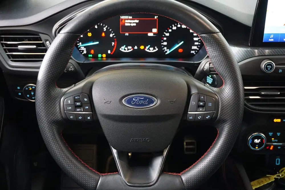 Ford Focus 1.5 EcoBoost ST Line Business 180 PK H.UP uit 2019, foto 4