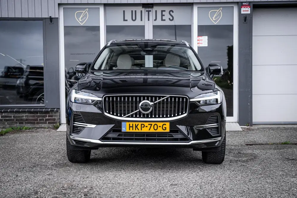 Volvo XC60 2.0 T6 Plug-In Hybrid AWD Plus Bright Pano uit 2024, foto 6