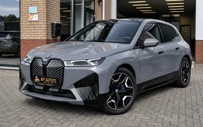 BMW iX xDrive50 112 kWh M-Sport uit 2023