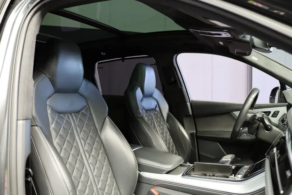 Audi Q7 60 TFSI e quattro 456pk S-Line Competition uit 2020, foto 10