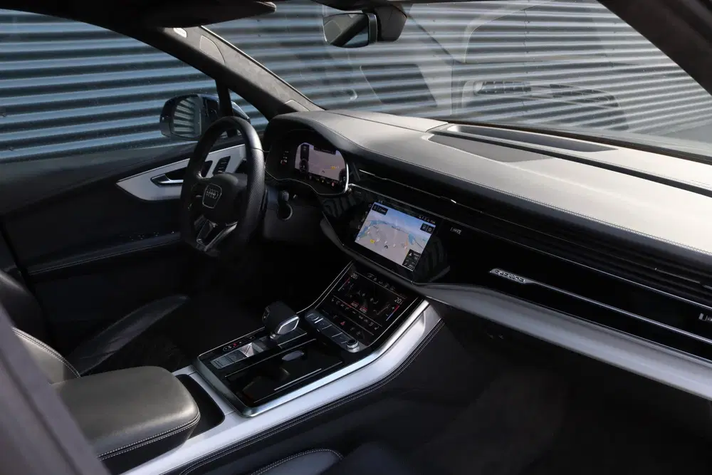 Audi Q7 60 TFSI e quattro 456pk S-Line Competition uit 2020, foto 9