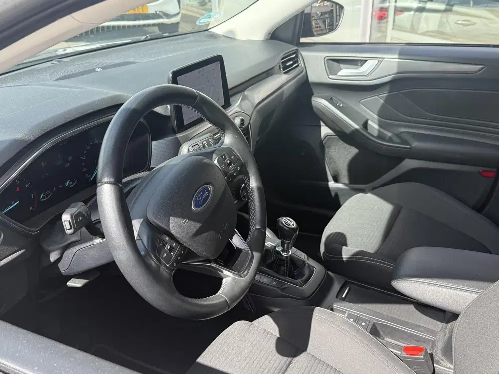 Ford Focus 1.0 EcoBoost Titanium Business uit 2020, foto 10