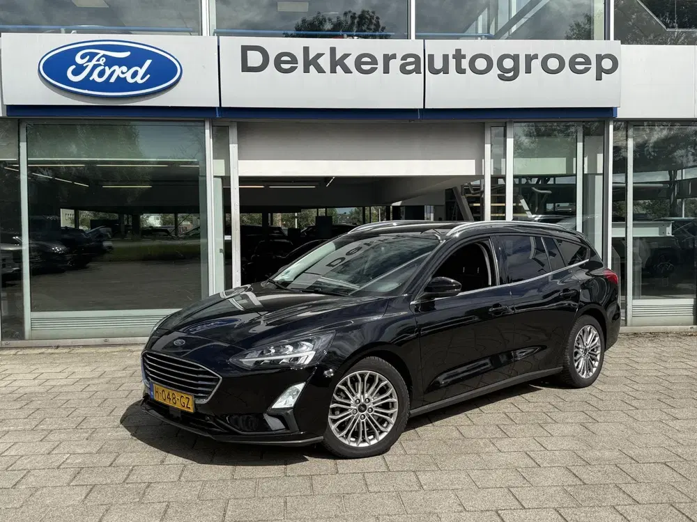 Ford Focus 1.0 EcoBoost Titanium Business uit 2020, foto 2