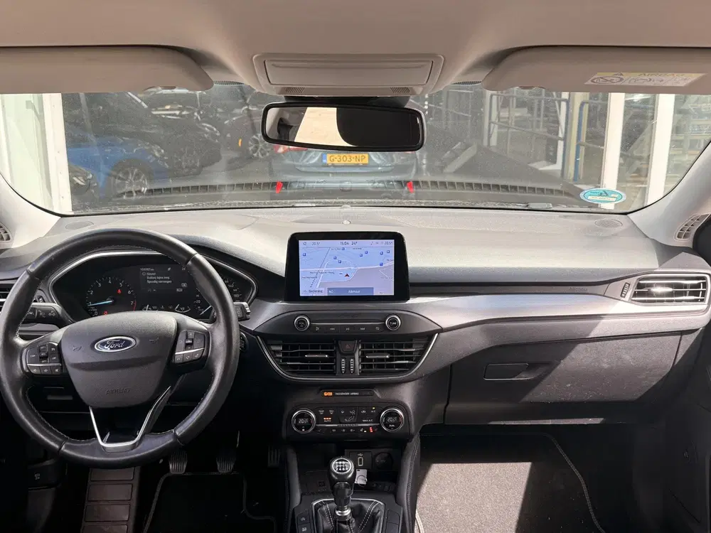 Ford Focus 1.0 EcoBoost Titanium Business uit 2020, foto 9
