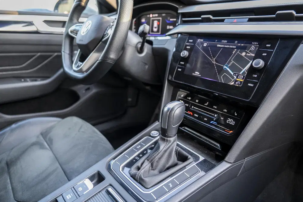 Volkswagen Arteon 2.0 TDI R-Line Business+ IQ Light uit 2021, foto 9