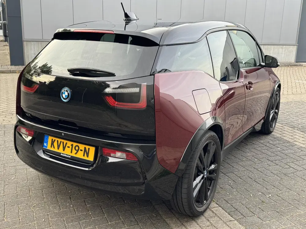 BMW i3 120Ah 42 kWh Unique forever edition 11 uit 2022, foto 11