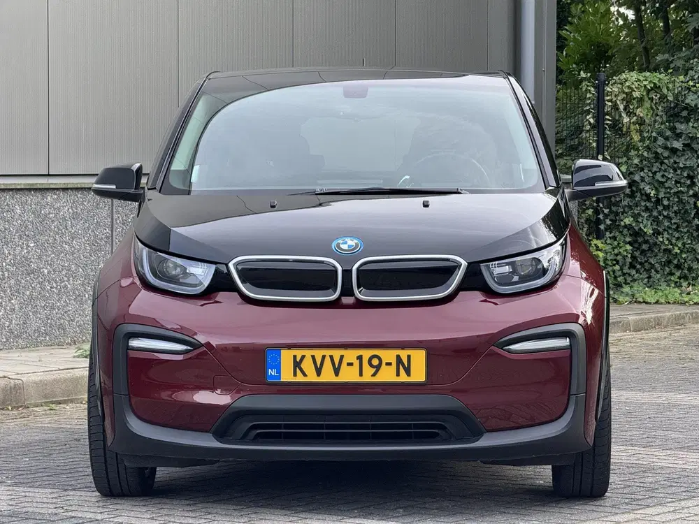 BMW i3 120Ah 42 kWh Unique forever edition 11 uit 2022, foto 2