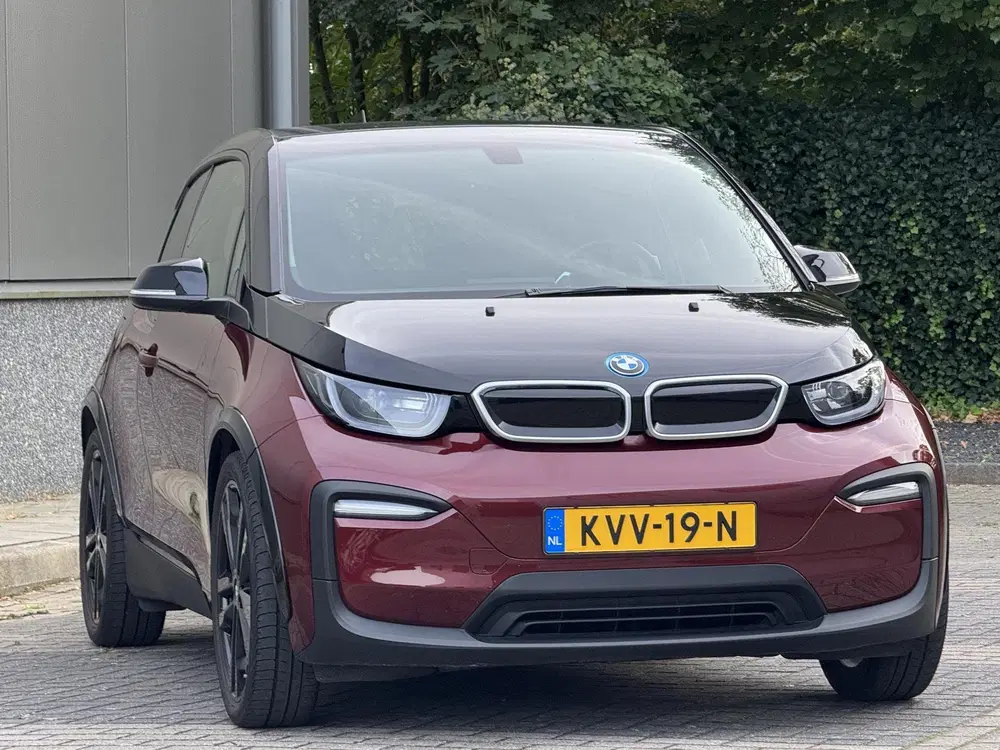 BMW i3 120Ah 42 kWh Unique forever edition 11 uit 2022, foto 3