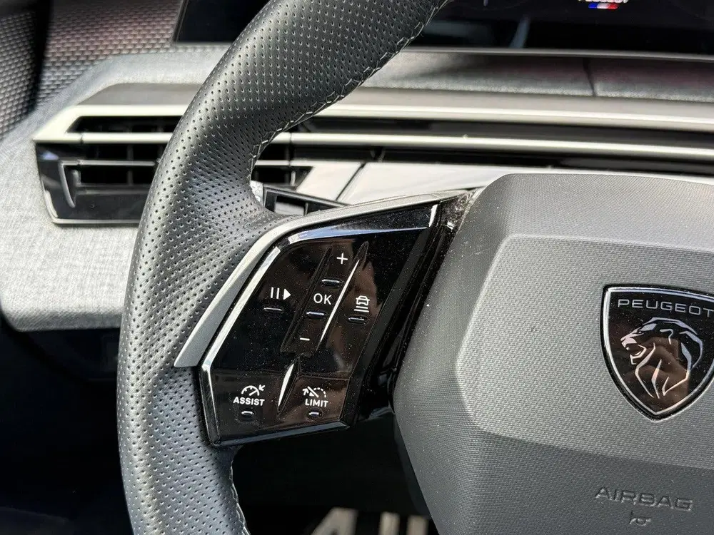 Peugeot 5008 1.2 Hybrid 145 GT 7p uit 2025, foto 14