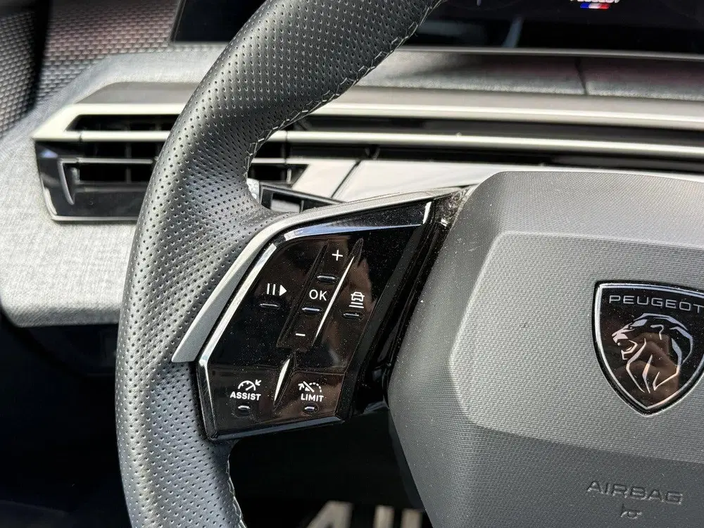 Peugeot 5008 1.2 Hybrid 145 GT 7p uit 2025, foto 14