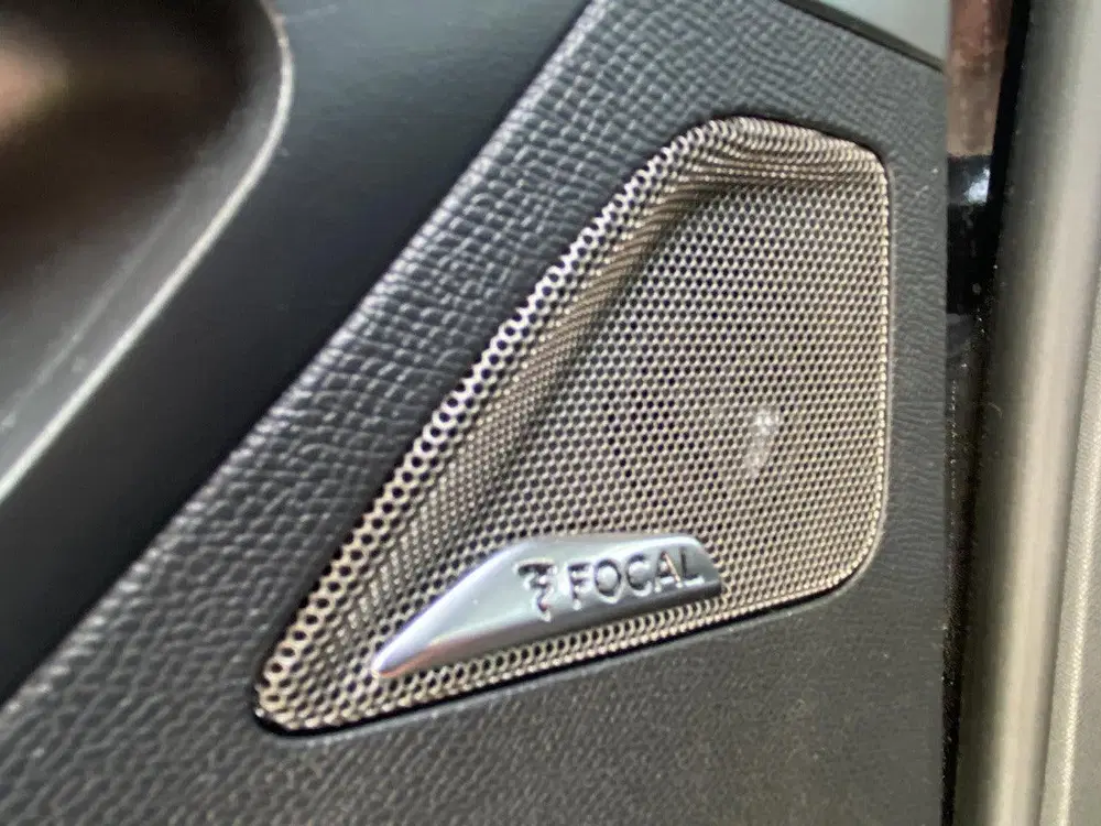 Peugeot 3008 1.6 HYbrid4 300 GT uit 2022, foto 11