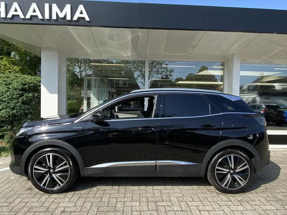 Peugeot 3008 1.6 HYbrid4 300 GT uit 2022, foto 3