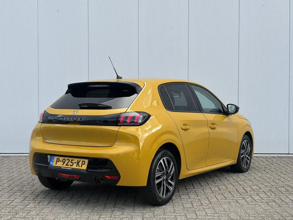 Peugeot 208 1.2 PureTech Allure Pack uit 2022, foto 5