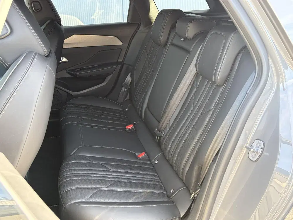 Peugeot 308 SW 1.6 Plug-in Hybrid 180 GT uit 2023, foto 11