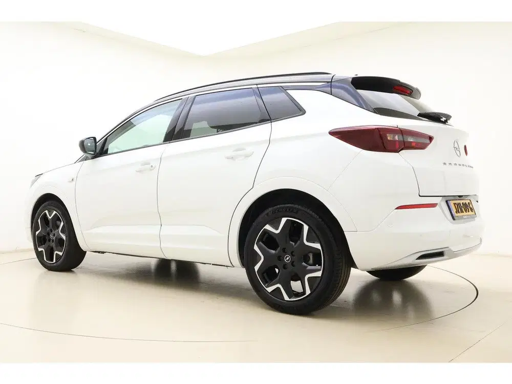 Opel Grandland 1.2 Turbo Ultimate uit 2024, foto 12