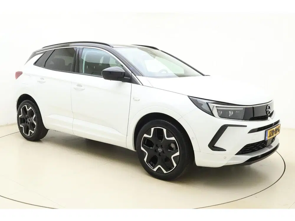 Opel Grandland 1.2 Turbo Ultimate uit 2024, foto 8