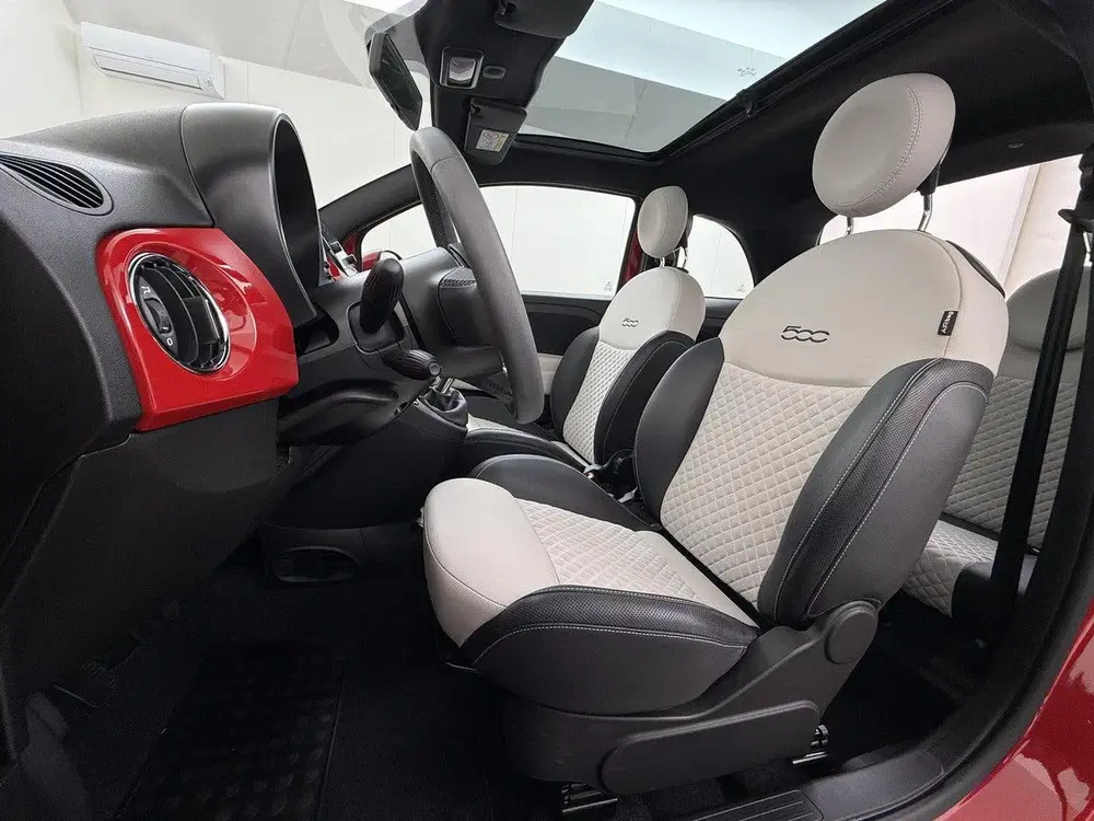 Fiat 500 1.0 Hybrid Dolcevita uit 2022, foto 12
