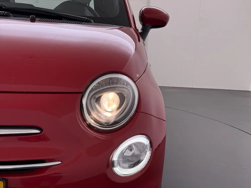 Fiat 500 1.0 Hybrid Dolcevita uit 2022, foto 14