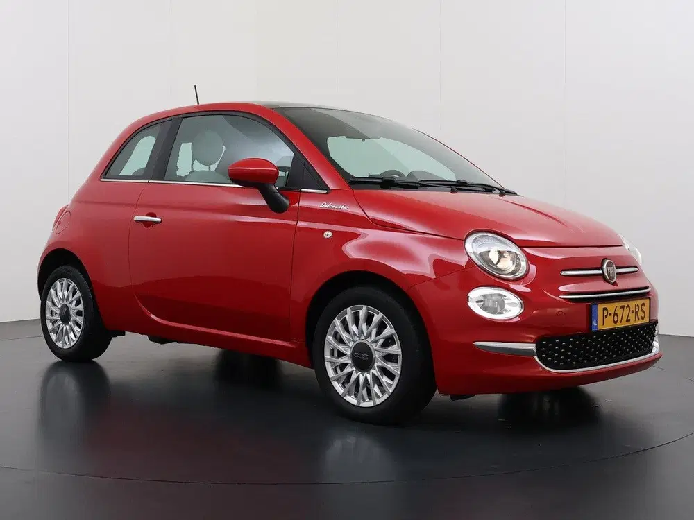 Fiat 500 1.0 Hybrid Dolcevita uit 2022, foto 2