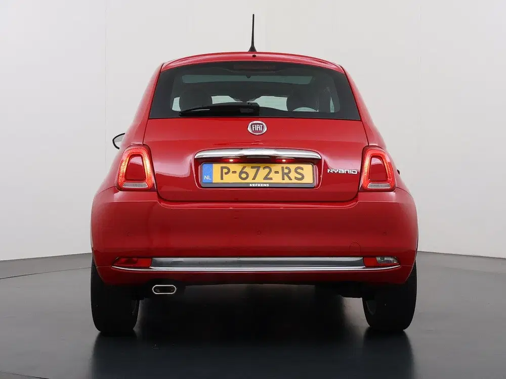 Fiat 500 1.0 Hybrid Dolcevita uit 2022, foto 6