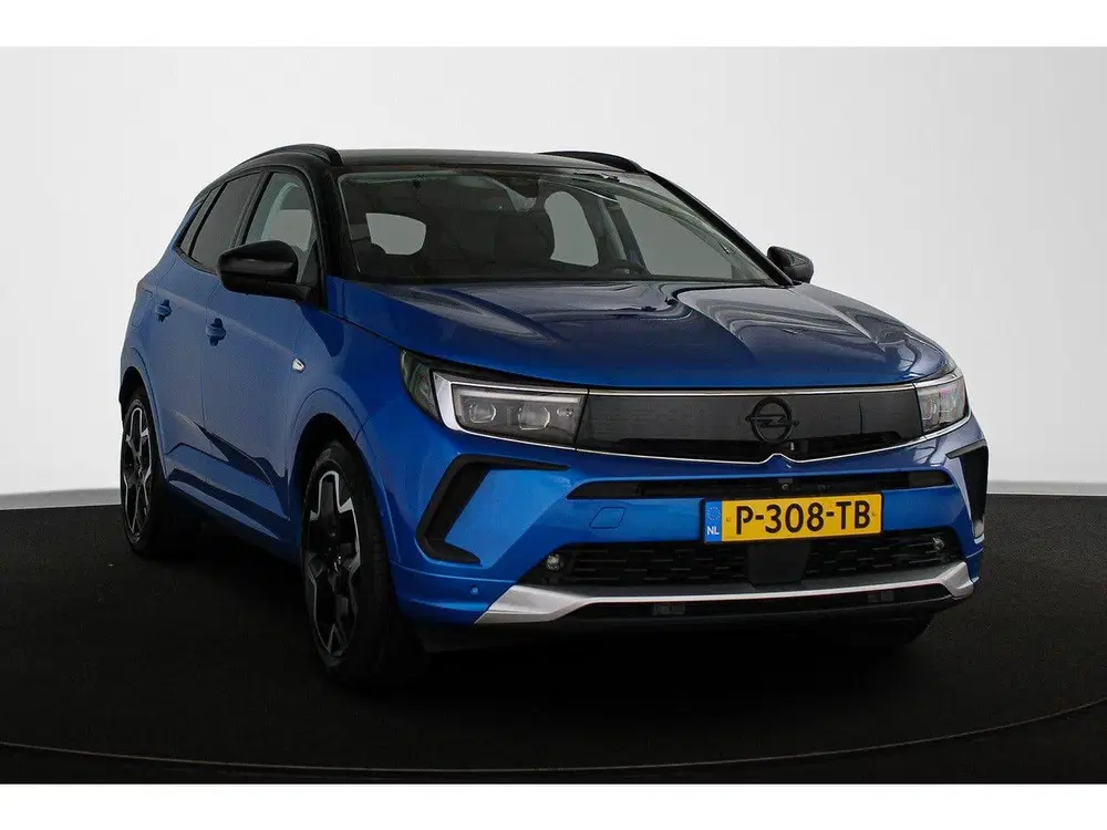 Opel Grandland 1.6 Turbo Plug-In Hybrid Ultimate Trekhaak uit 2022, foto 2