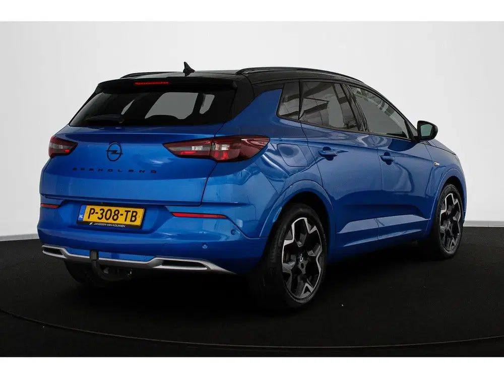 Opel Grandland 1.6 Turbo Plug-In Hybrid Ultimate Trekhaak uit 2022, foto 3