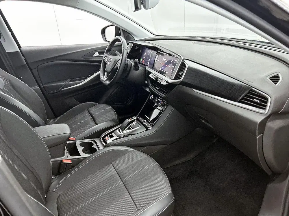 Opel Grandland 1.6 225pk Plug-In Hybrid Business Eleganc uit 2023, foto 12