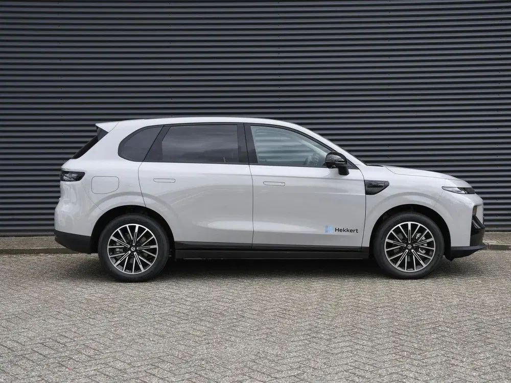 Leapmotor B10 Design Hybrid EV 18.8kWh 218pk Automaat PA uit 2026, foto 4