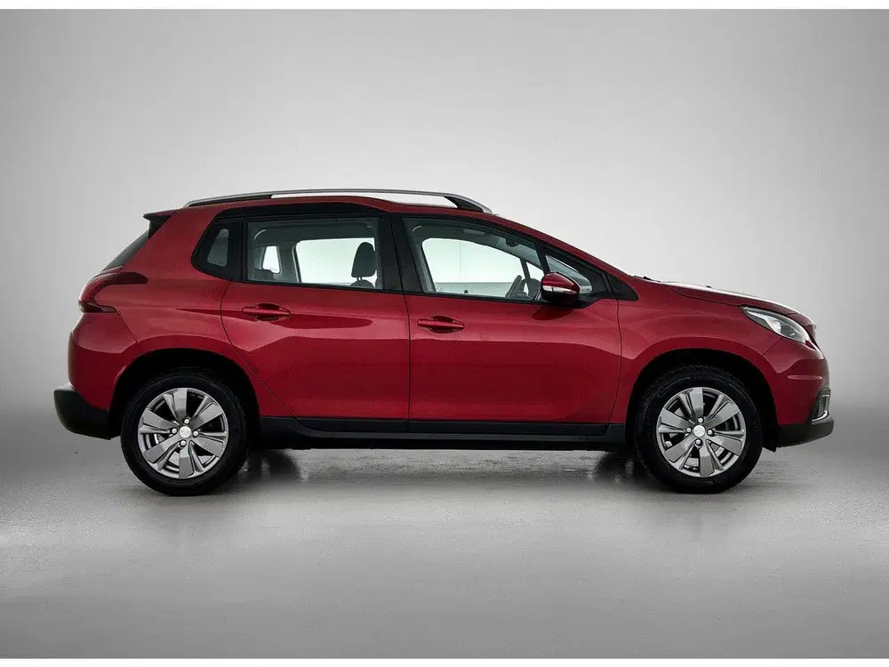 Peugeot 2008 1.2 130pk Blue Lion uit 2019, foto 6