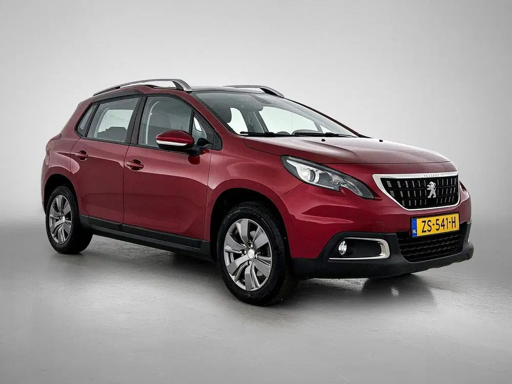 Peugeot 2008 1.2 130pk Blue Lion uit 2019, foto 7