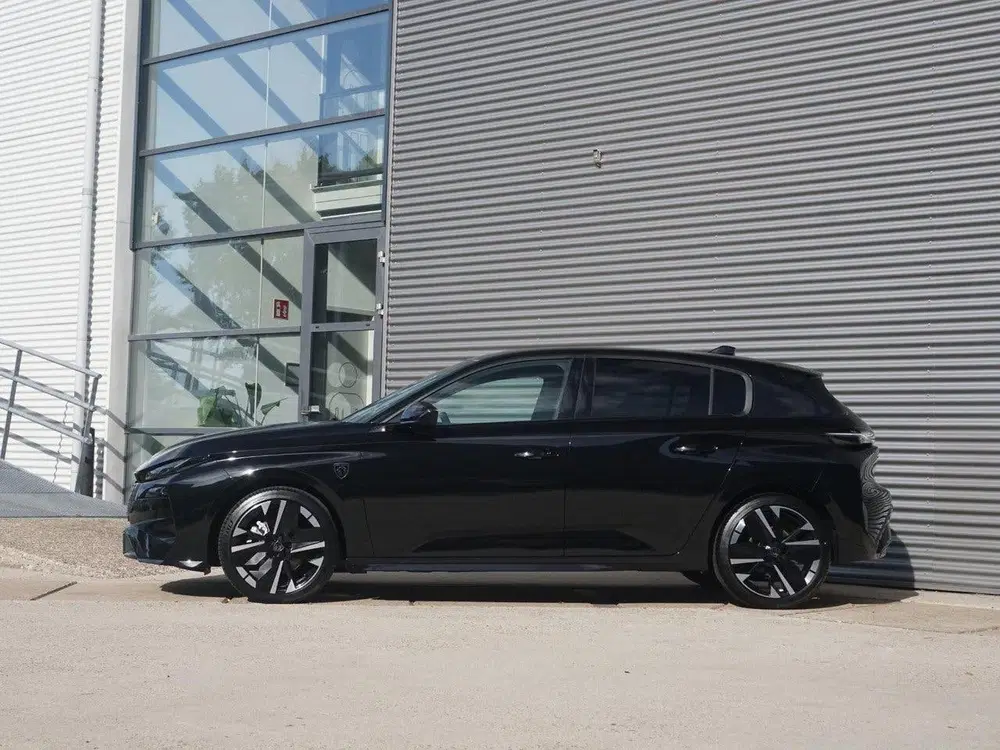 Peugeot 308 1.2 Hybrid 145 e-DCS6 GT uit 2025, foto 5