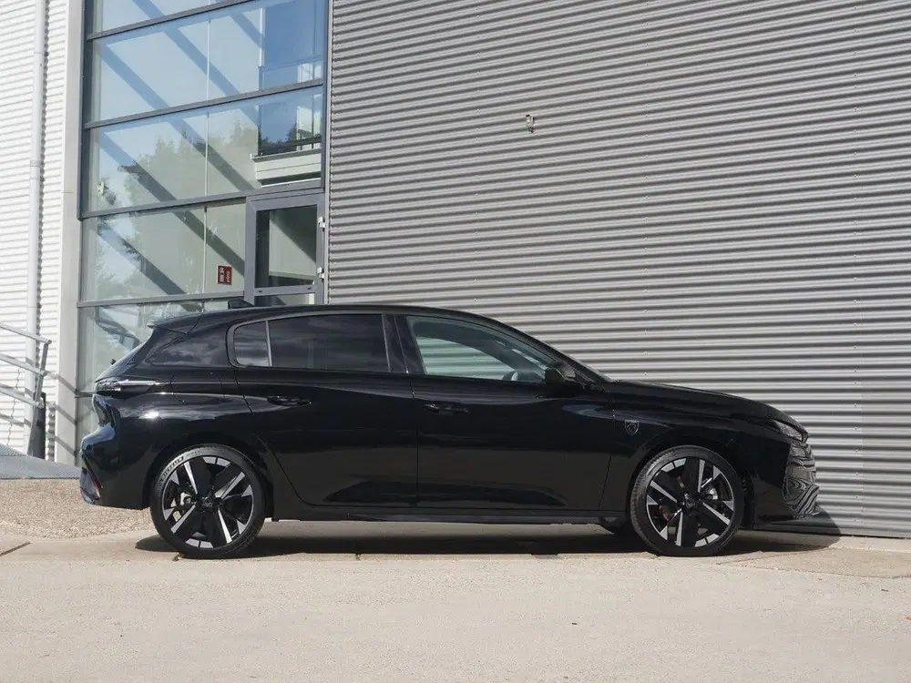 Peugeot 308 1.2 Hybrid 145 e-DCS6 GT uit 2025, foto 6