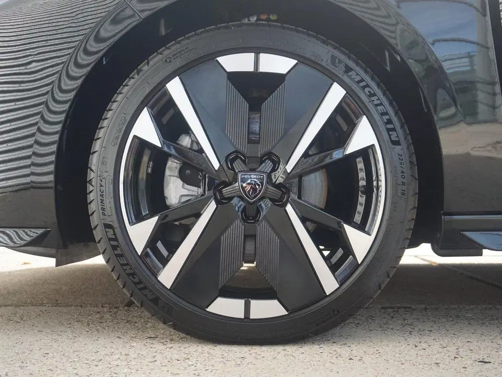 Peugeot 308 1.2 Hybrid 145 e-DCS6 GT uit 2025, foto 9