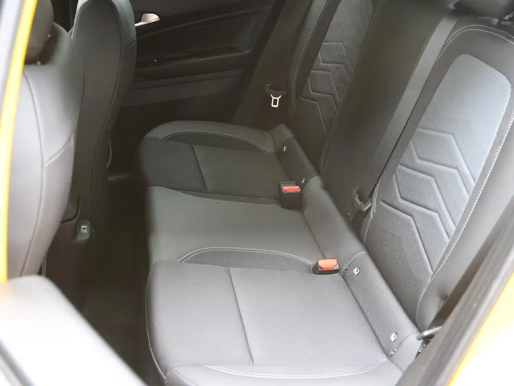 Jeep Avenger 100pk Summit uit 2025, foto 15