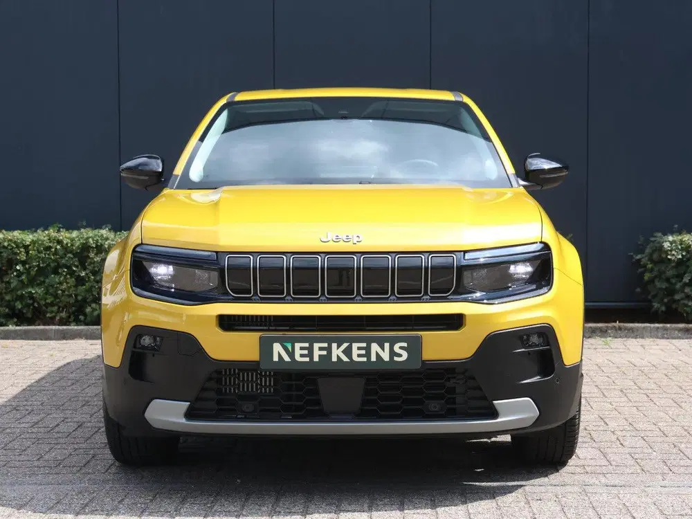 Jeep Avenger 100pk Summit uit 2025, foto 2