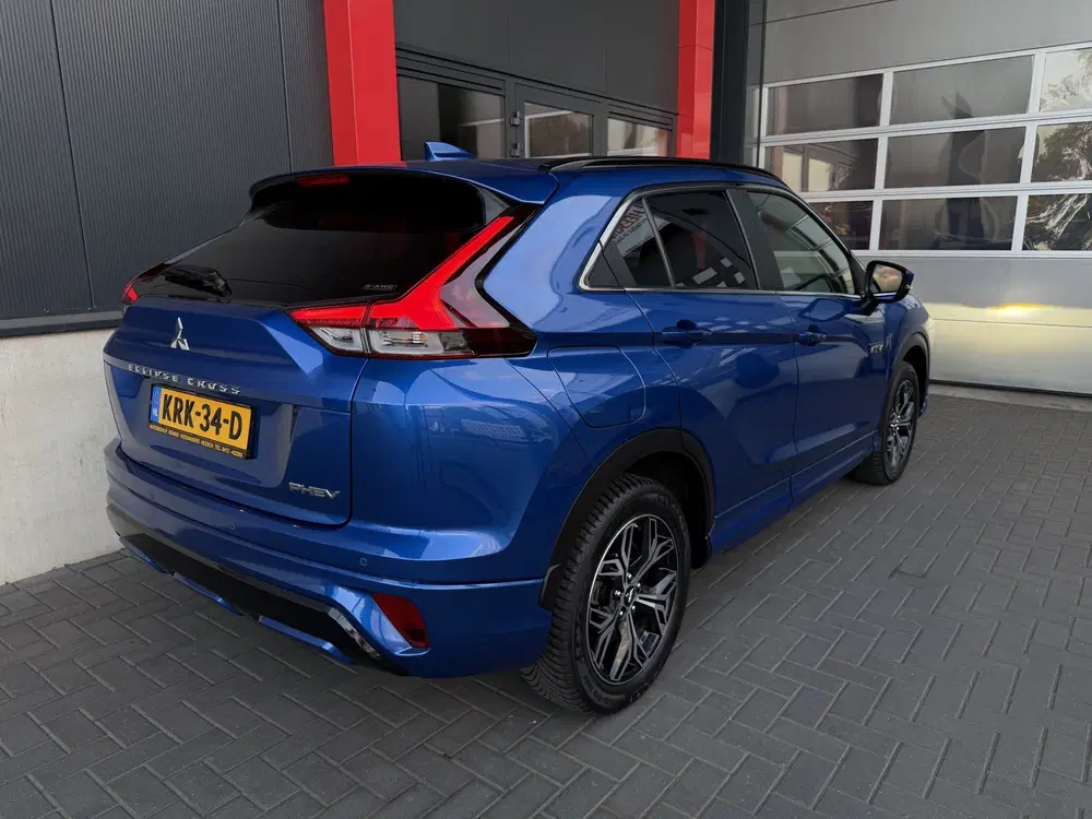 Mitsubishi Eclipse Cross 2.4 PHEV Black Edition HUD Leder AC uit 2023, foto 7